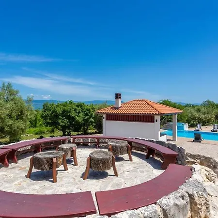 Beautiful Grande With Pool Island Krk
