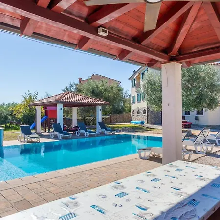 Vilă Grande Heated Pool&whirpool&sauna&pet Friendly Krk