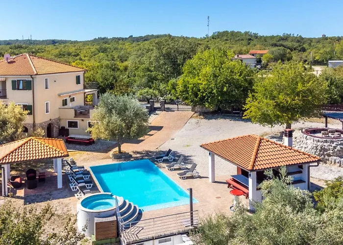 Villa Grande Heated Pool&Whirpool&Sauna&Pet Friendly Krk Gostinjac