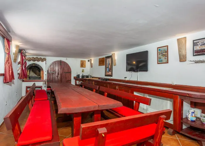 Villa Grande Heated Pool&Whirpool&Sauna&Pet Friendly Krk