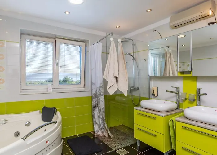 Villa Villa Grande Heated Pool&Whirpool&Sauna&Pet Friendly Krk