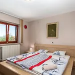 Villa Grande Heated Pool&whirpool&sauna&pet Friendly Krk Gostinjac