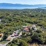 Grande Heated Pool&whirpool&sauna&pet Friendly Krk